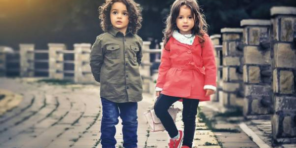 Buty dla maluchów – jak wybrać pierwsze obuwie dla dziecka?